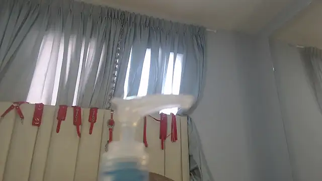 Sallydickinson's Live XXX Chat