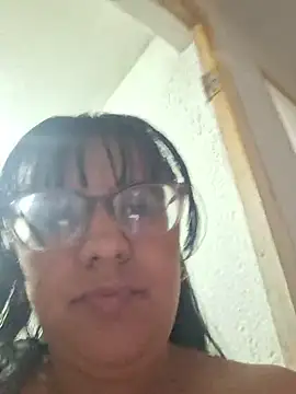 ZaidaWet Adl ı Modelin Canlı XXX Sohbeti
