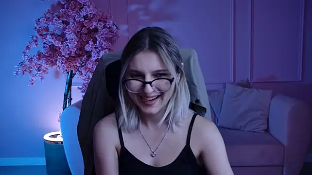 LeslieBloom's Live XXX Chat