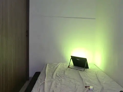 AlexxxGod live XXX chat