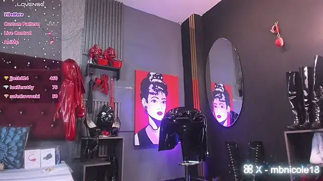 Živý XXX chat MissNicoleSds