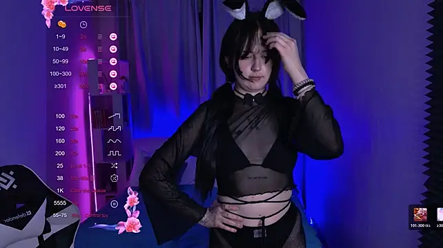 צ'אט XXX בשידור חי של karinahili