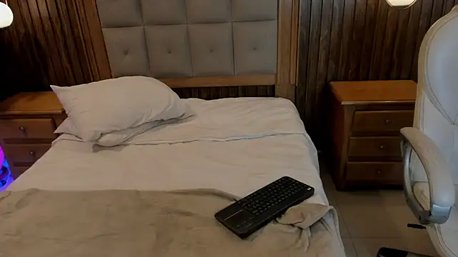 Czat XXX na żywo – Charlie___Musk
