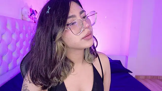 Alejaa_storm Chat XXX in diretta
