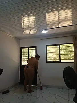 Chat +18 de Dirty_Foxx5 ao vivo