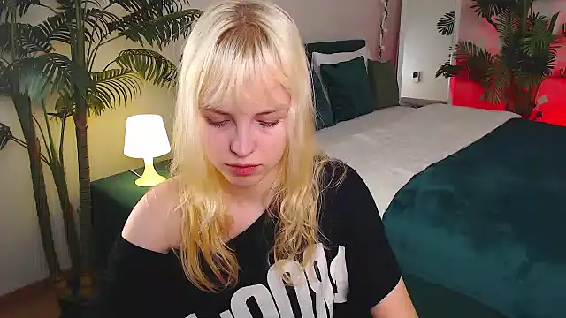 Chat XXX ao vivo de HannahHolliss