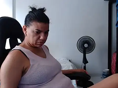 Adriana_0312 Live XXX Chat