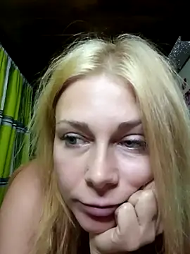 PayForMuse Adlı Modelin Canlı XXX Sohbeti
