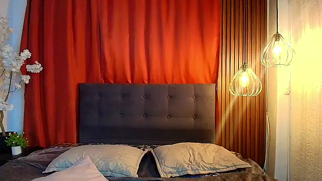 sahra_taylor_ Adlı Modelin Canlı XXX Sohbeti