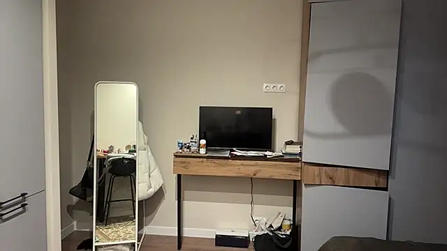 XXX chat uživo modela AnnaVelvetFire