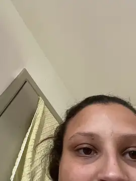 julia_moreira লাইভ XXX চ্যাট