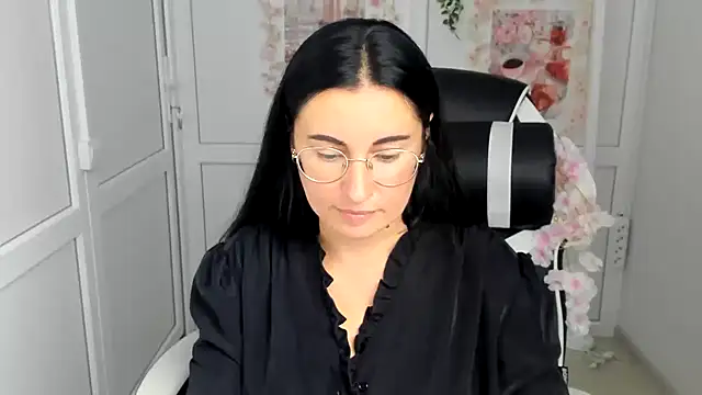ChloeVibee Chat XXX live