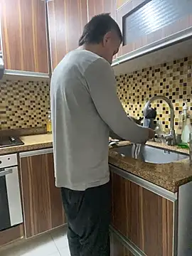 Taylor_DiamondBoy élő XXX-chatje