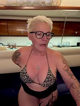 Chatroom XXX en direct de German_Milf