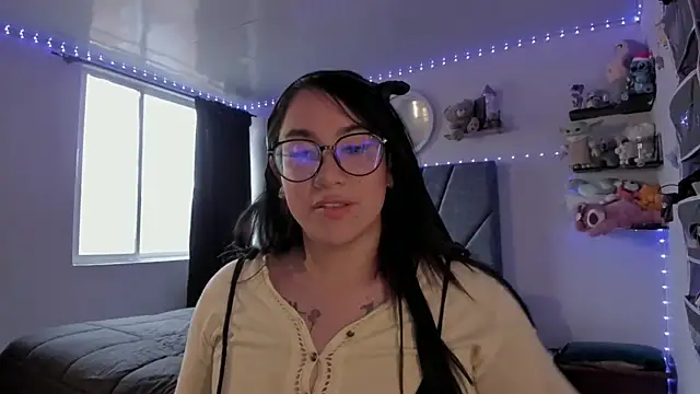 Chat +18 de julibella_sweet ao vivo
