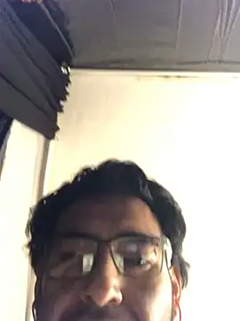 הופעת וובקאם של SideGhost