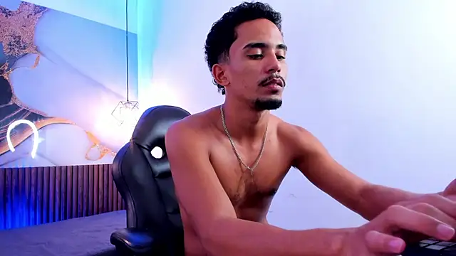 DrakeFoxx Chat XXX live