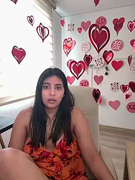 cloe_small's Live XXX Chat