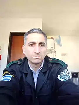 Alejandro83bsf – Naživo XXX chat