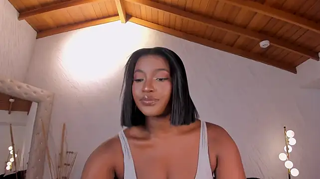 SavannahStorm's Live XXX Chat