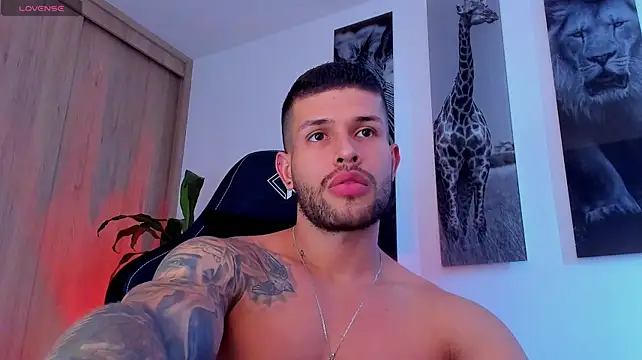 Santos_ramirez1's Live XXX Chat