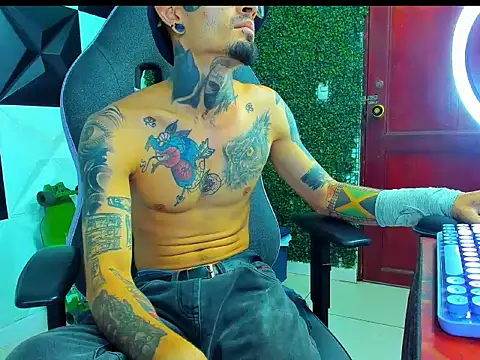 Boy_tatto77 Chat XXX in diretta