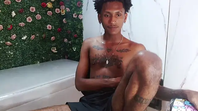 ManSant Chat XXX live