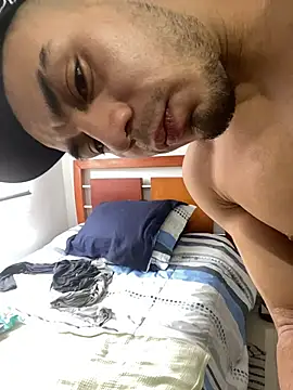 Taylor_DiamondBoy – Naživo XXX chat