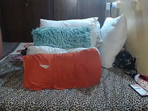 Chat XXX en directo de LONGBLKCLIT36