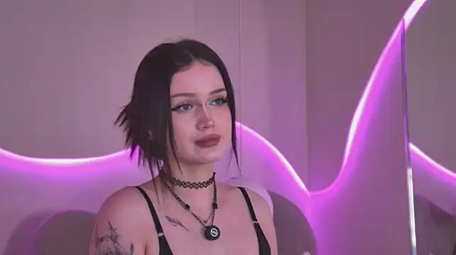 Remy_Larson Chat XXX in diretta