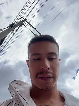 XXX chat uživo modela DOMINICKVEGAS77