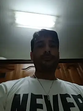 Javiiii8 live XXX chat
