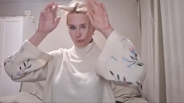 BloomMoon's Live XXX Chat