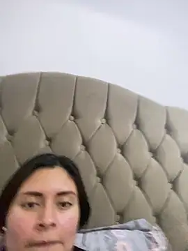 Debora9703 Adlı Modelin Canlı XXX Sohbeti