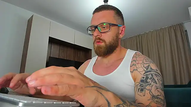 Findom_guy – Naživo XXX chat