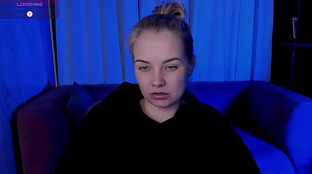 دردشة StephanieSweety الجنسية المباشرة