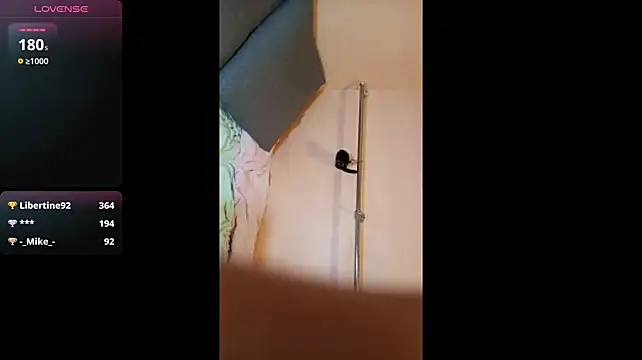 SirenFrost's Live XXX Chat