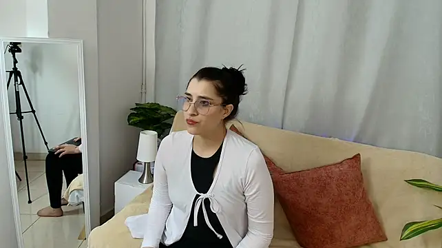 Chat XXX ao vivo de Violet_Cherry10