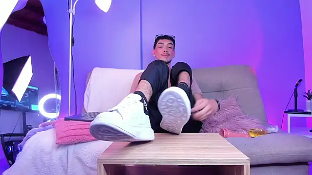Онлайн чат XXX ApoloXanthos