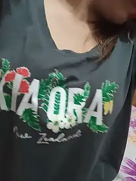 Sembang XXX Secara Langsung Tanha18