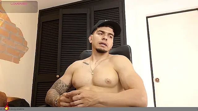 XXX chat uživo modela Josh_miller01