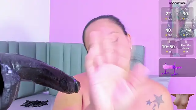 แชท XXX สดของ susan__bigass