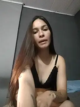 Show de amina_hott na webcam