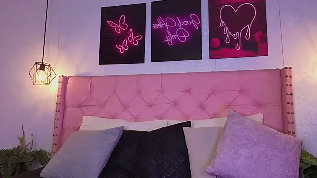 Chat +18 de dark__nymph ao vivo