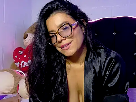 Catha- Live XXX-Chat