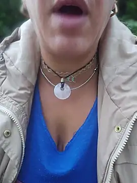 Delish_Lilith Adlı Modelin Canlı XXX Sohbeti
