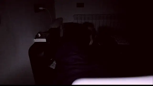 XXX chat uživo modela Lyricca