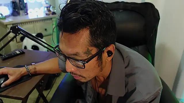Ghost11_11 Live XXX Chat