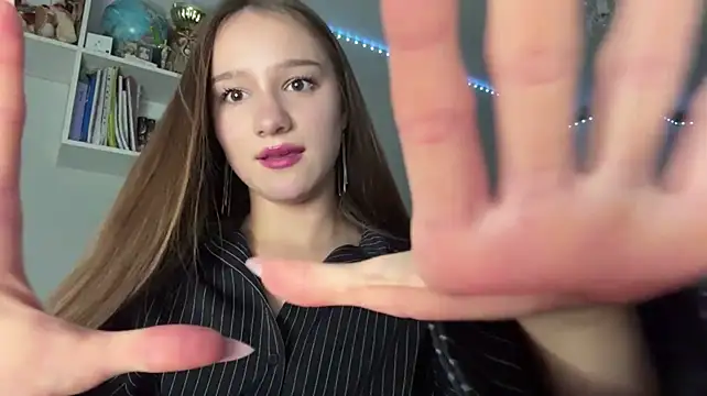 XXX chat uživo modela DonetteAlaya