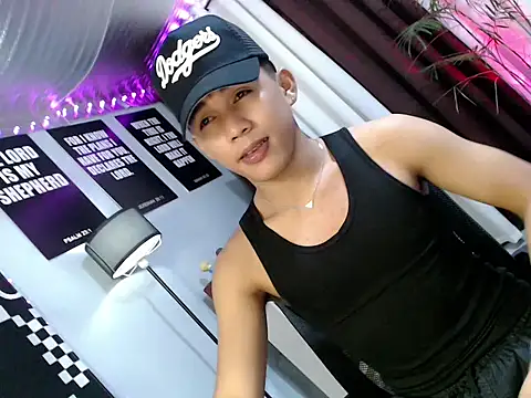 urhot_chany's Live XXX Chat